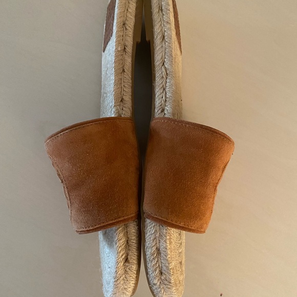 SOLD SOLD Upper Leather Espadrilles - Picture 2 of 2